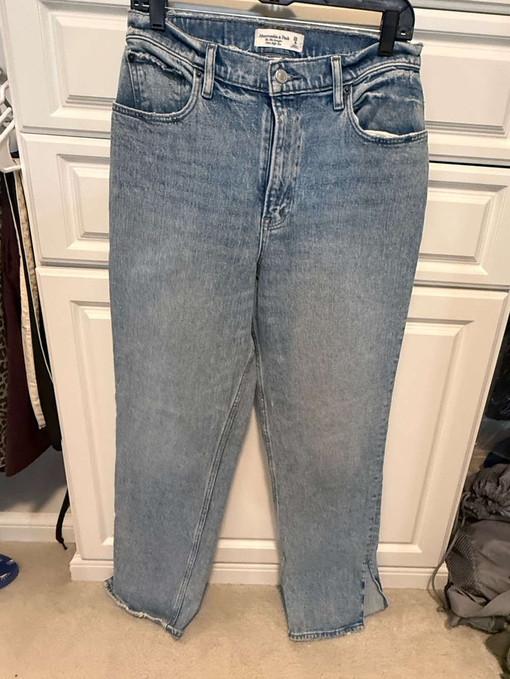 Abercrombie & Fitch Light Curve Love 90s Ultra High-Rise Jeans